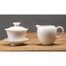 White Porcelain Gaiwan and Tea Pitcher (Cha Hai)